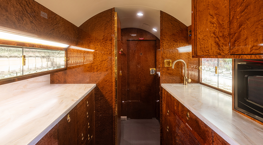 2001 GULFSTREAM GV For Sale