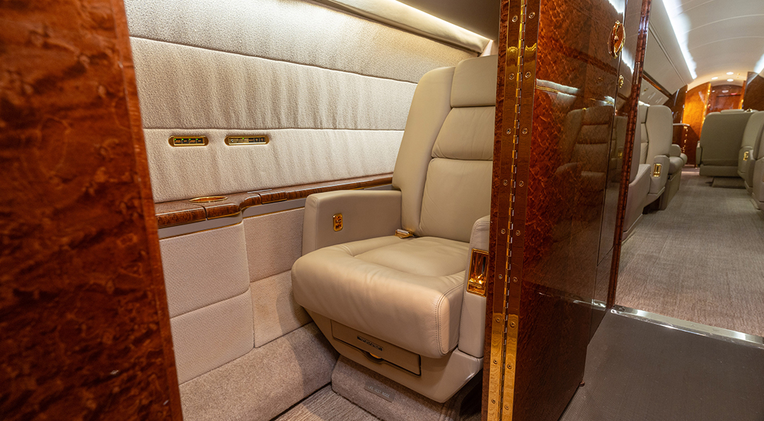 2001 GULFSTREAM GV For Sale